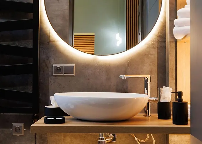 Leo & Private Zone - Old Apartmán Bratislava