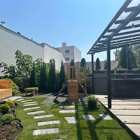 아파트 Leo & Private Zone - Old