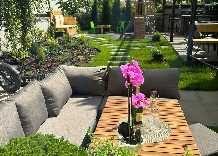 Leo & Private Zone - Old 브라티슬라바