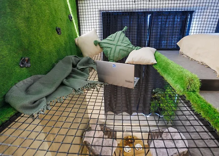 Leo & Private Zone - Old Lägenhet Bratislava